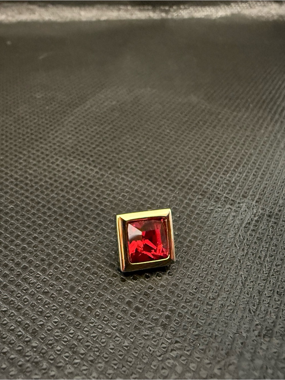 Qudo Topper: Quadra 9mm- Scarlet/Gold